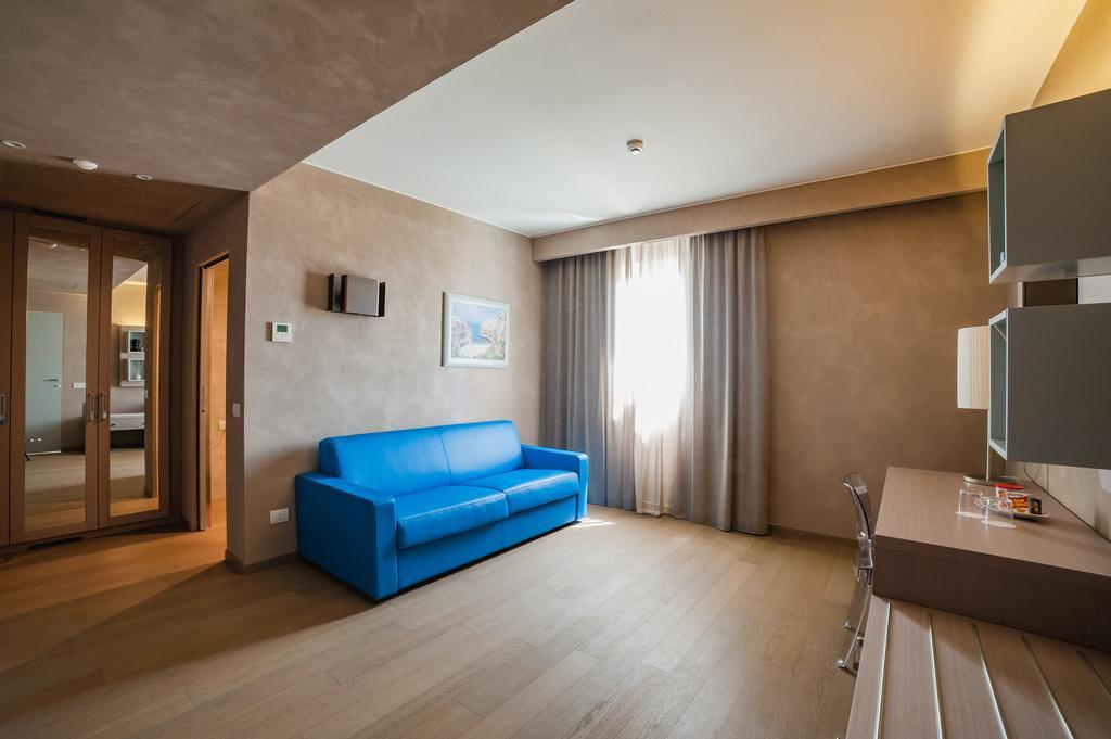 Cala Ponte, A Tribute Portfolio Hotel Polignano a Mare Room photo