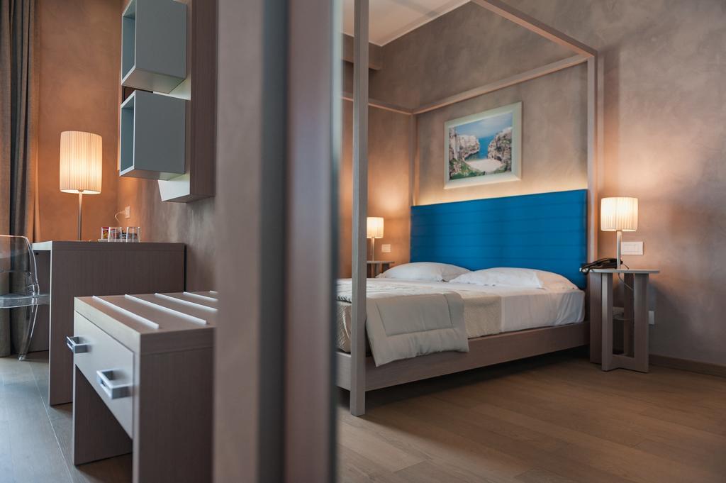 Cala Ponte, A Tribute Portfolio Hotel Polignano a Mare Room photo
