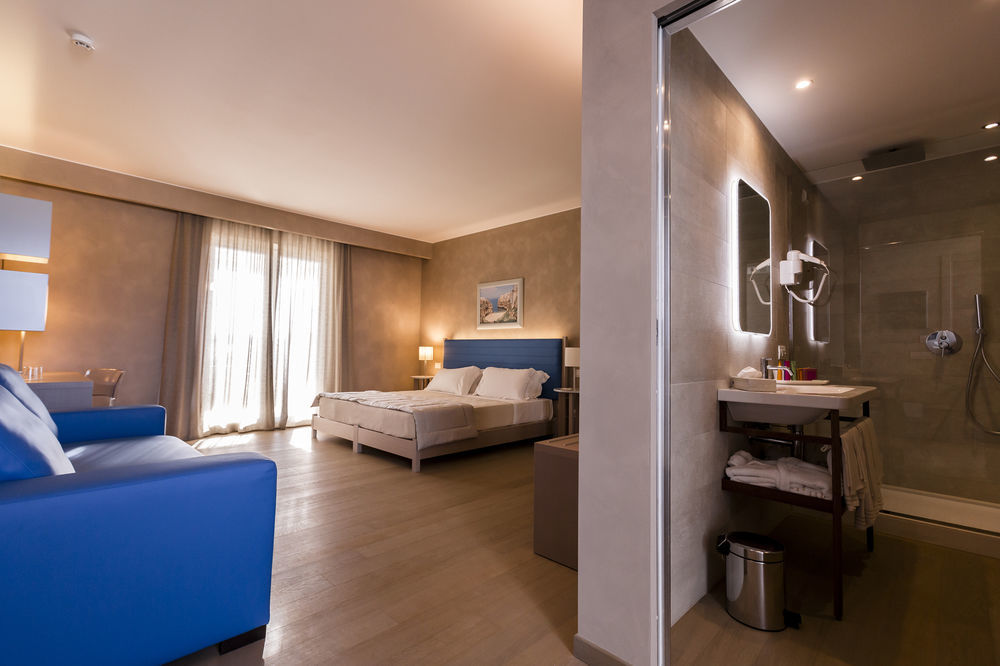 Cala Ponte, A Tribute Portfolio Hotel Polignano a Mare Exterior photo